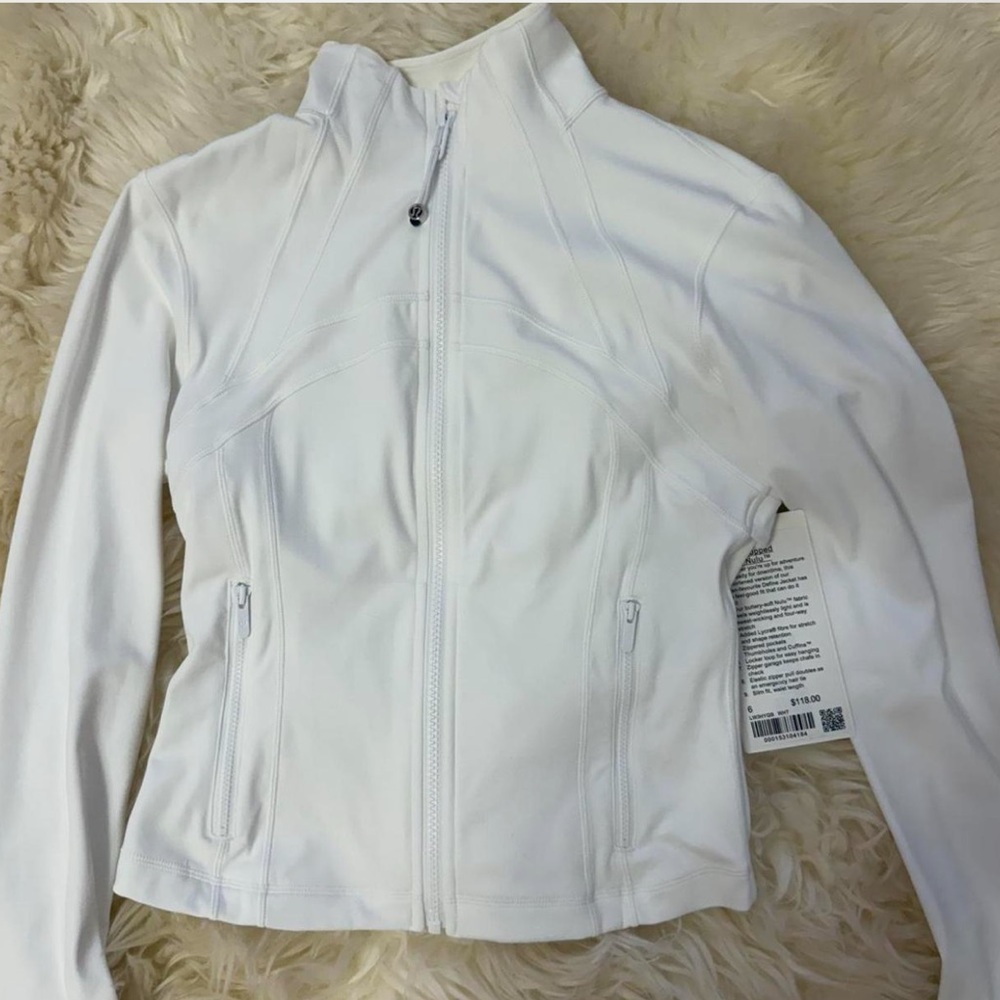 Lululemon define cropped jacket white size 6